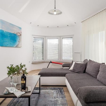Apartment Dani-E.L. Kastav Dış mekan fotoğraf